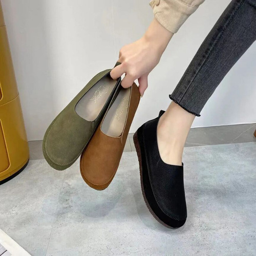 Spring New Bean Bean Shoes for Women  Casual Flat Non-slip Lightweight Fashion Sandpaper Mother's Shoes Handmade Women's Shoes