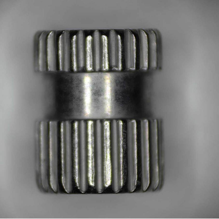 嵌装圆螺母     镶嵌件注塑螺母  汽车螺母