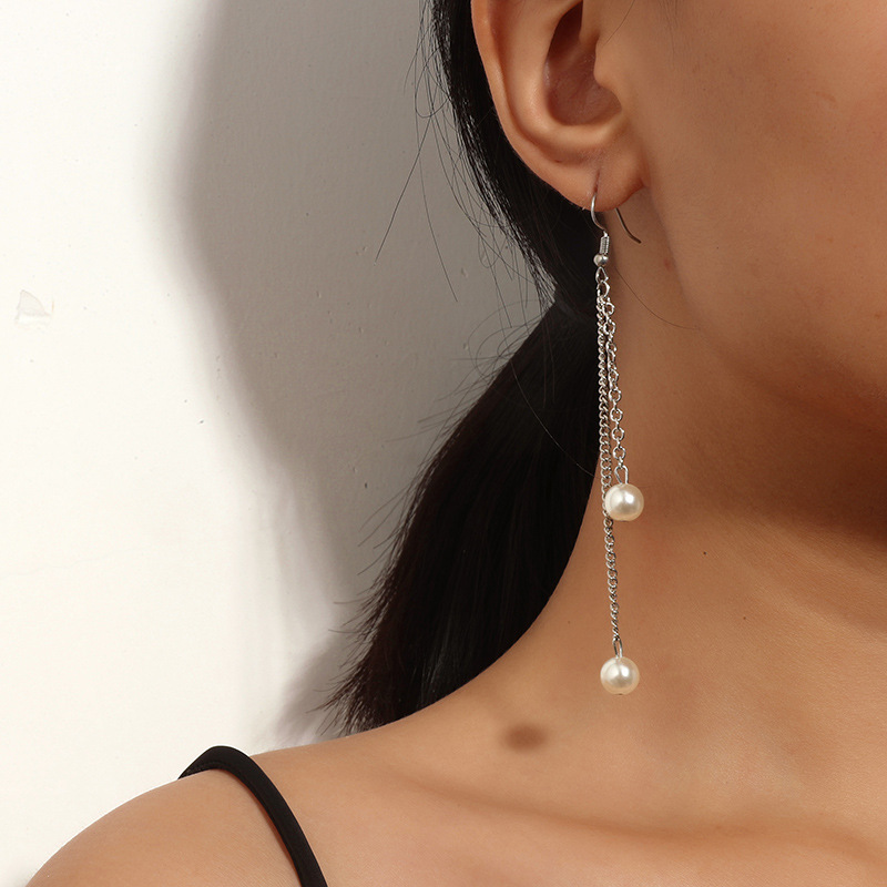 Fashionable retro elegant creative small design earrings with…