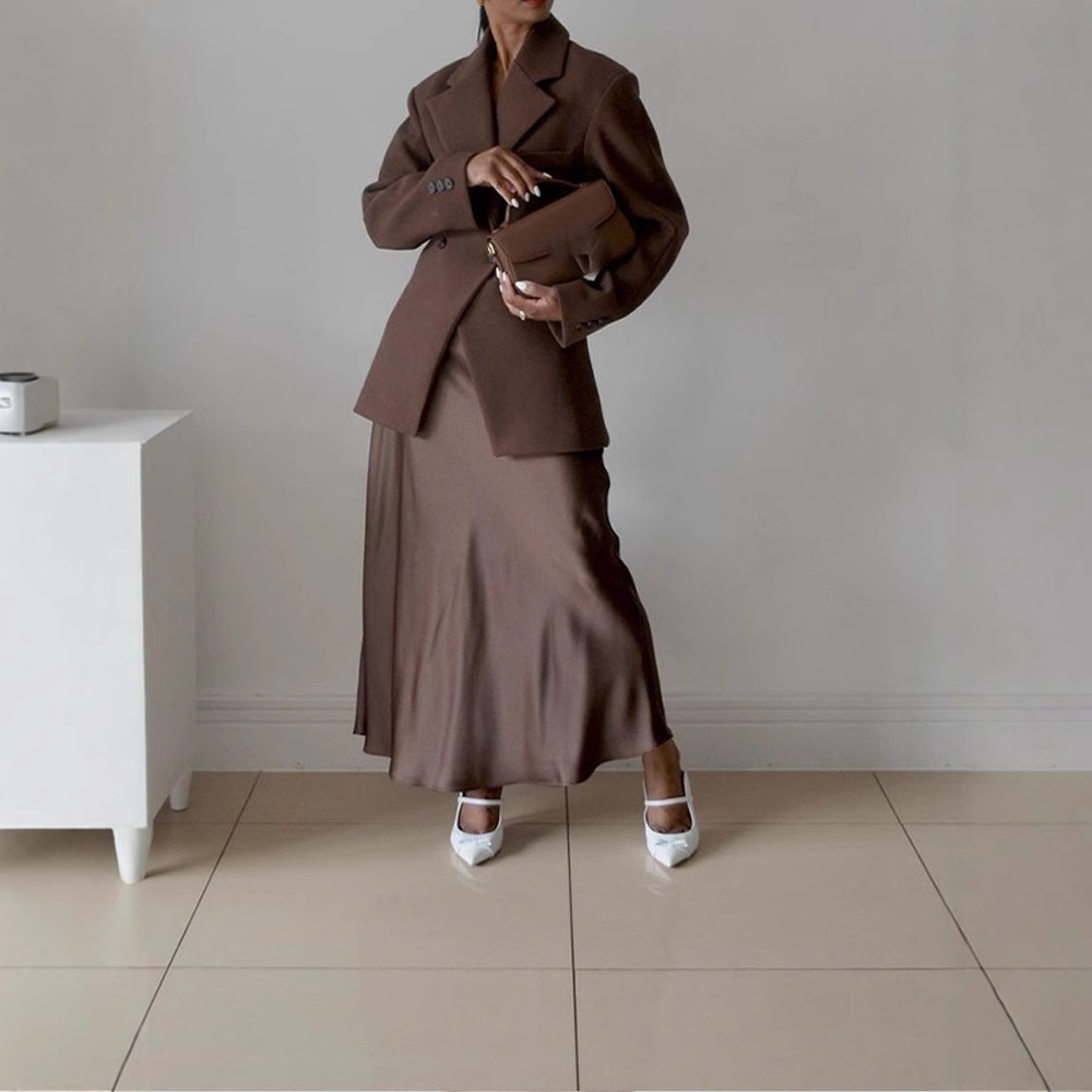 Dametøj rødbrun asymmetrisk jakkesæt med kant forår og efterår hotsælgende jakke_voghion.com