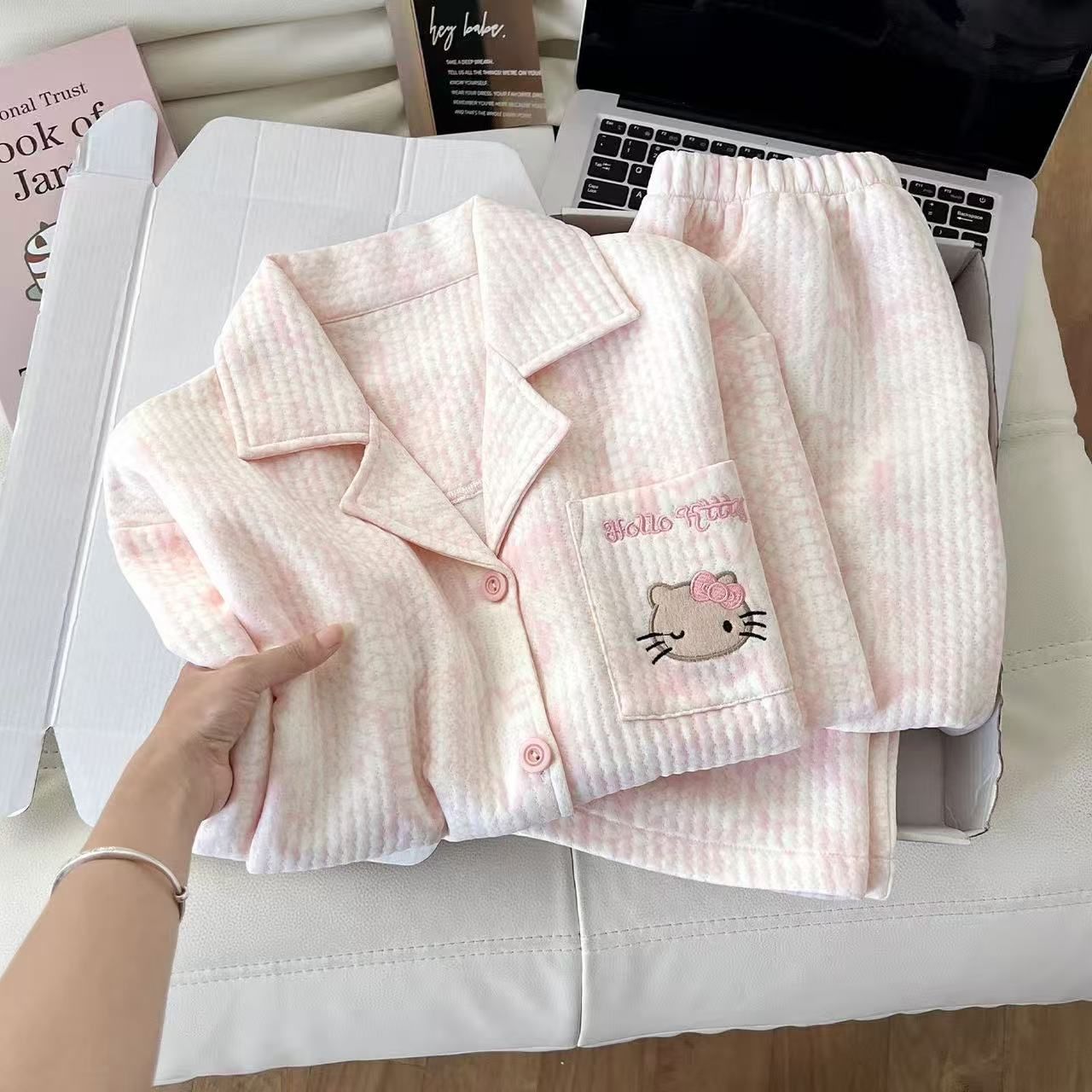 Al por mayor transfronterizo otoño y invierno nuevo algodón de aire de manga larga pijama caliente punto de mujer lindo dulce ropa de hogar