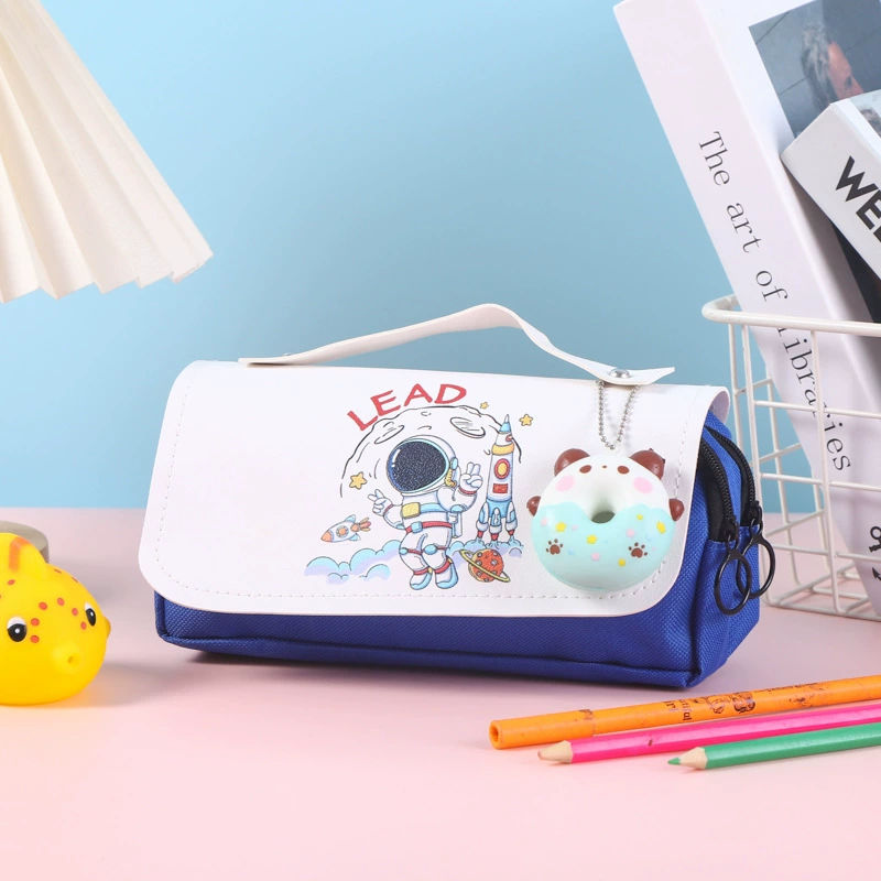 Astronaut, capacious pencil case, cute storage system for elementary school students, wholesale