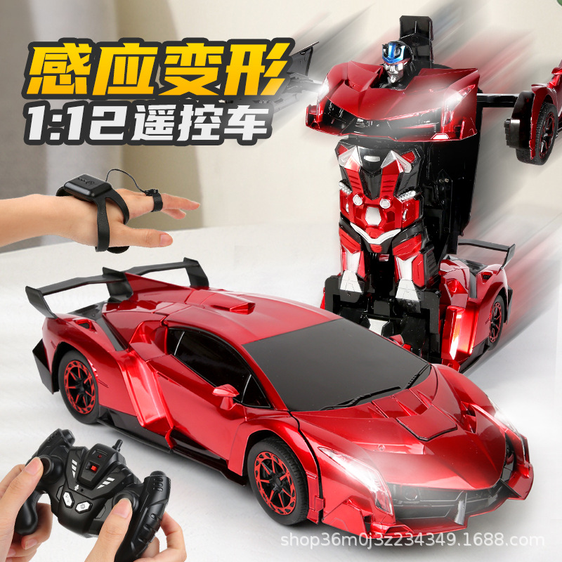 Control remoto de deformación de detección de gestos cargador de automóviles de carreras de cuatro ruedas robot grande niño niño coche de juguete súper grande