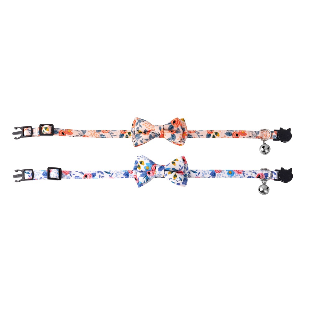 Tanpopo al por mayor campana spot transfronteriza algodón corbata toallas de saliva flores picadas mascotas collar de flores