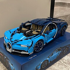 跨境兼容乐高布加迪跑车积木汽车玩具成年高难度拼装赛车玩具批发