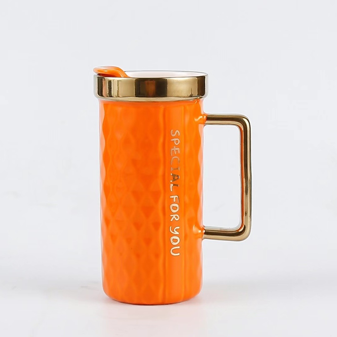 Gran capacidad de estilo nórdico Taza de cerámica a prueba de fugas taza de café de oficina taza de bebida personalizada chapado en oro
