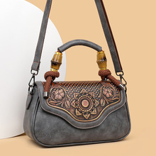 L͹ŮʿrЉμճͨpбߙn