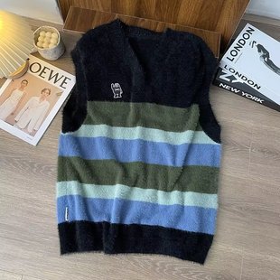 Autumn and winter men's sleeveless vest sweater Japanese retro solid color round neck pullover vest sweater