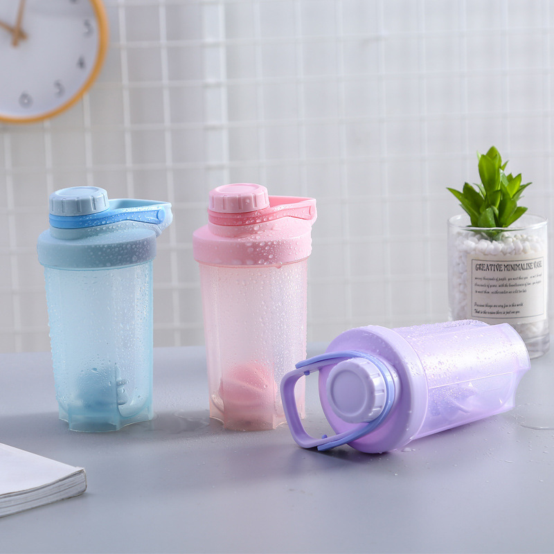 Taza Mecedora para Proteína en Polvo de 500ml, Estilo Sólido y Simple para Viajes y Deportes al Aire Libre