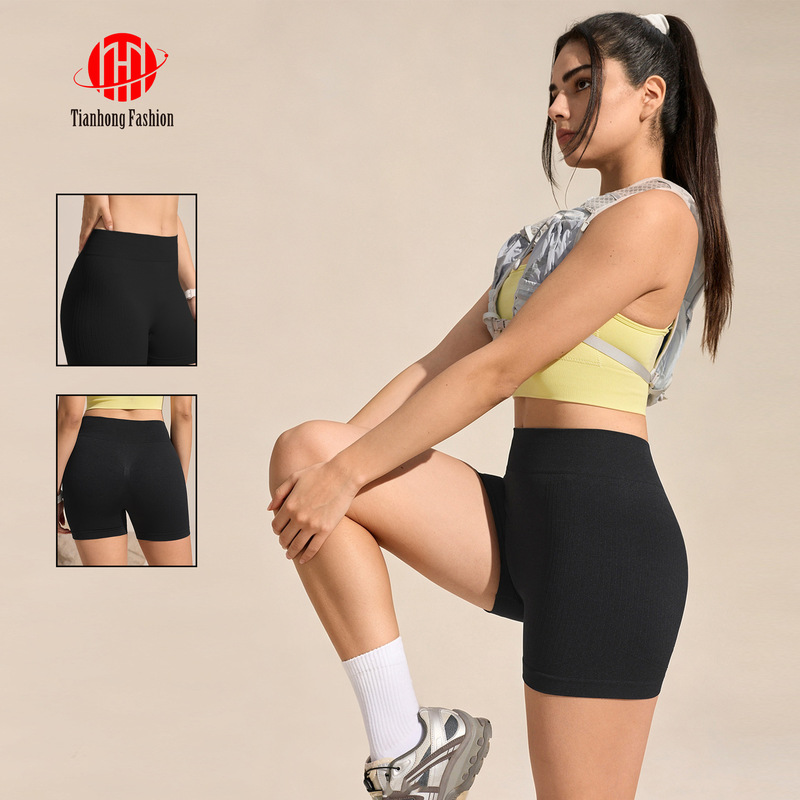 Women's seamless yoga shorts; high-waisted, peach-shaped butt-lifting, high-elasticity, and tight-fitting shorts; suitable for hiking Women's seamless yoga shorts; high-waisted, peach-shaped butt-lifting, high-elasticity, and tight-fitting shorts; suitable for hiking