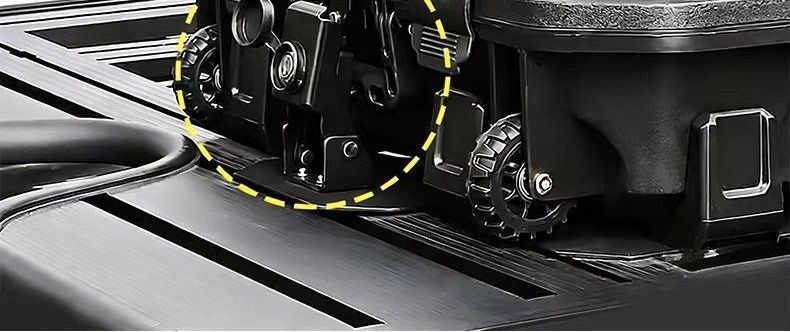 Vehicle storage box, tactical expansion box, travel box, roof box, car roof luggage box, waterproof box, equipment
