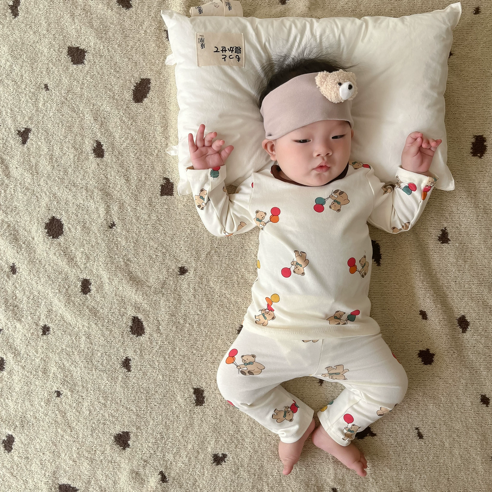 Детский костюм с длинным рукавом на весну 2025 года, в корейском стиле, с принтом медведя и воздушных шаров, домашний комплект из двух предметов для младенцев