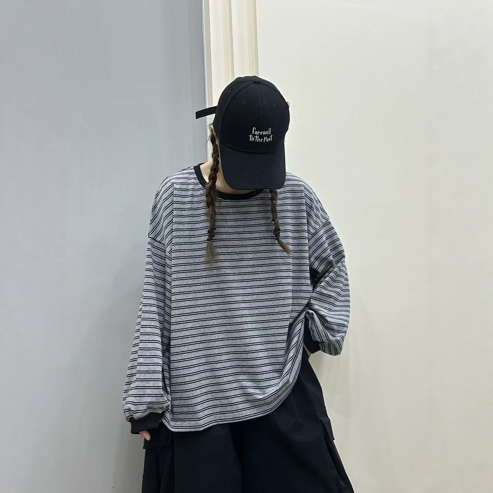 2026秋季新品 复古慵懒风条纹长袖T恤女 韩版宽松减龄卫衣 10064