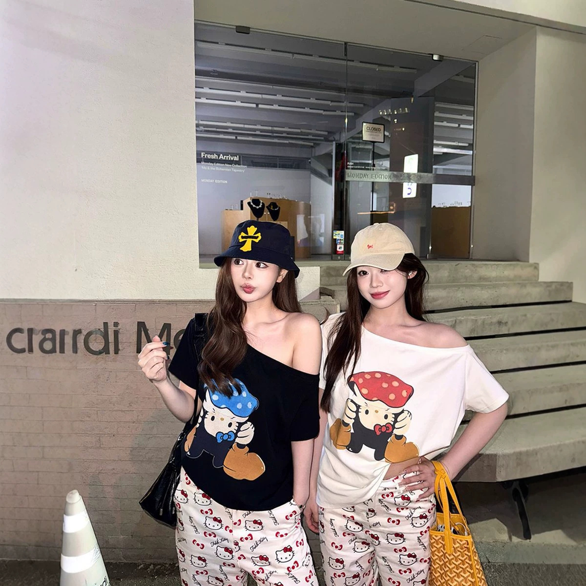 Japanese style cute new cartoon print off-shoulder short-sleeved t-shirt for women, summer loose fit, versatile, slimming, trendy off-shoulder top.