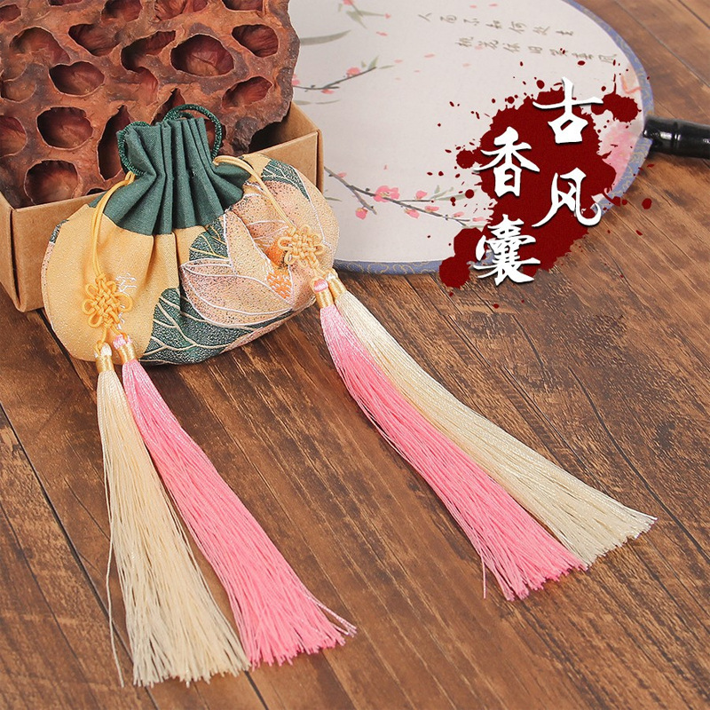 Dragon Boat Festival bolsita bolsa de loto estilo antiguo bordado bolsita estilo chino joyería caja hanfu portátil incienso bolsa doble borla