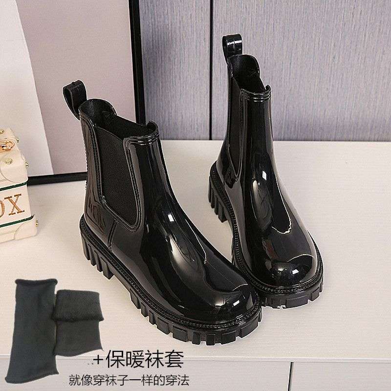 블랙 + 따뜻한 양말