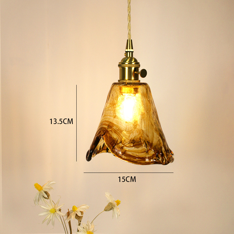 Lámpara de vidrio de ámbar retrógrado de latón nostálgico estilo tranquilo dormitorio dormitorio comedor bar portail candelabro