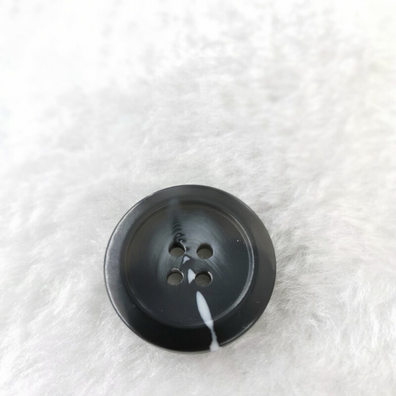 Spot wholesale R side black mixed flower resin button coat coat button size complete