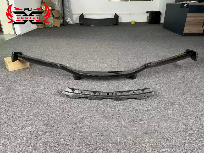 Suitable for Chevrolet Corvette C8 Z51 Stingray Upgrade to Z06 Carbon Fiber Rear Wing Dry Carbon Spoiler