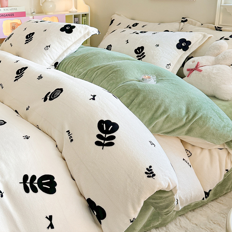 2025 nuevo edredón de seda de leche de una sola pieza de invierno cálido coral 150x200x230 edredón