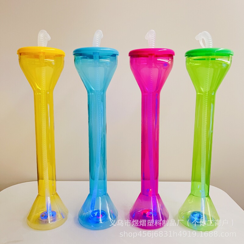 Customized Disposable Plastic Cup with Long Neck Straw, 20oz Cocktail Smoothie Slush Cup, Led Light Cold Drink Cup