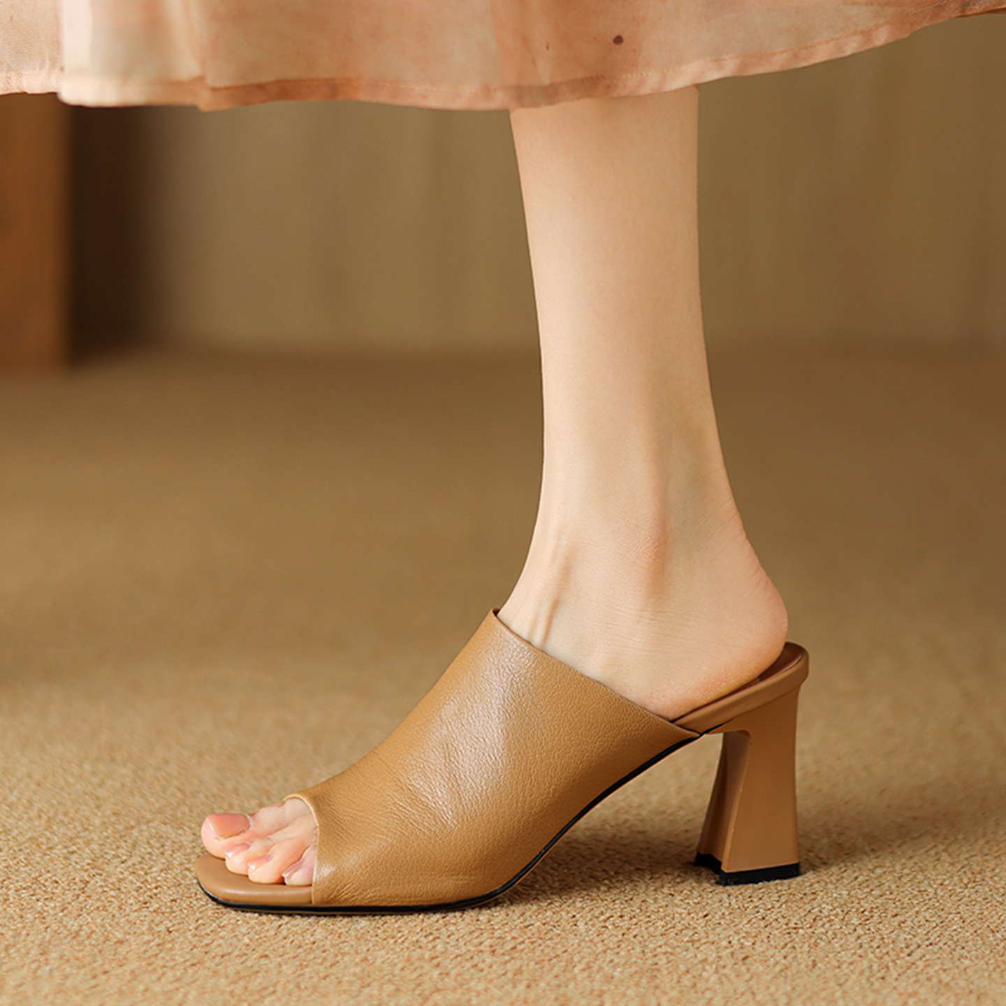 Hạnh và cao 7 cm.