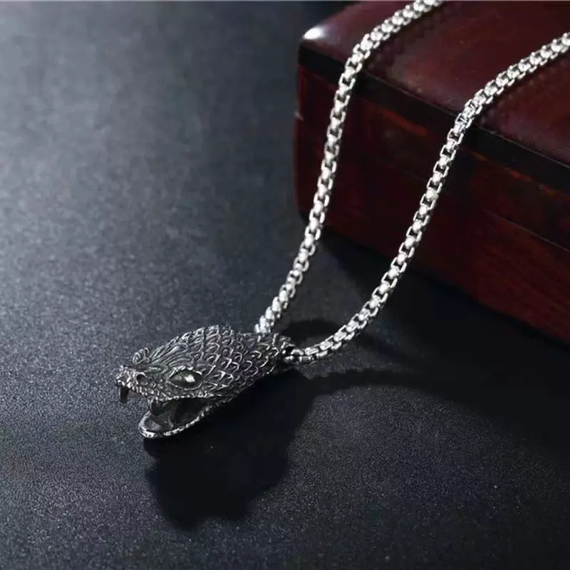 跨境外贸饰品批发 个性复古蛇头男士钛钢吊坠项链配饰长款毛衣链