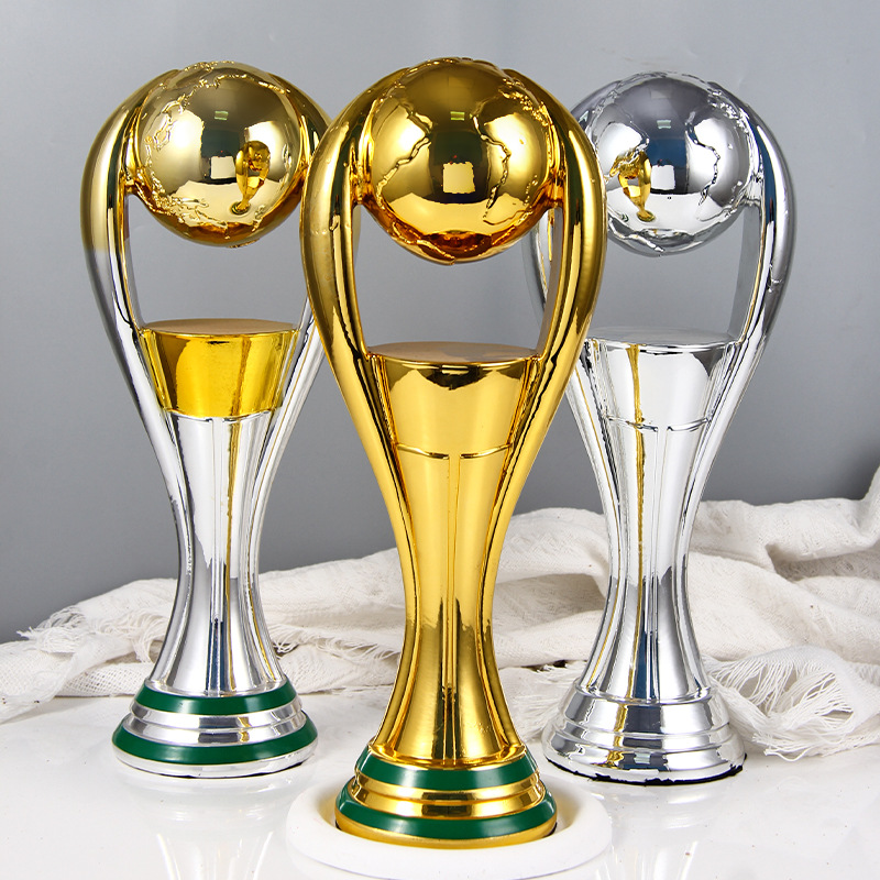 Nuevo trofeo de la tierra de Arabia Saudita trofeo modelo de trofeo de campeón de fútbol trofeo de fans recuerdos trofeo de resina