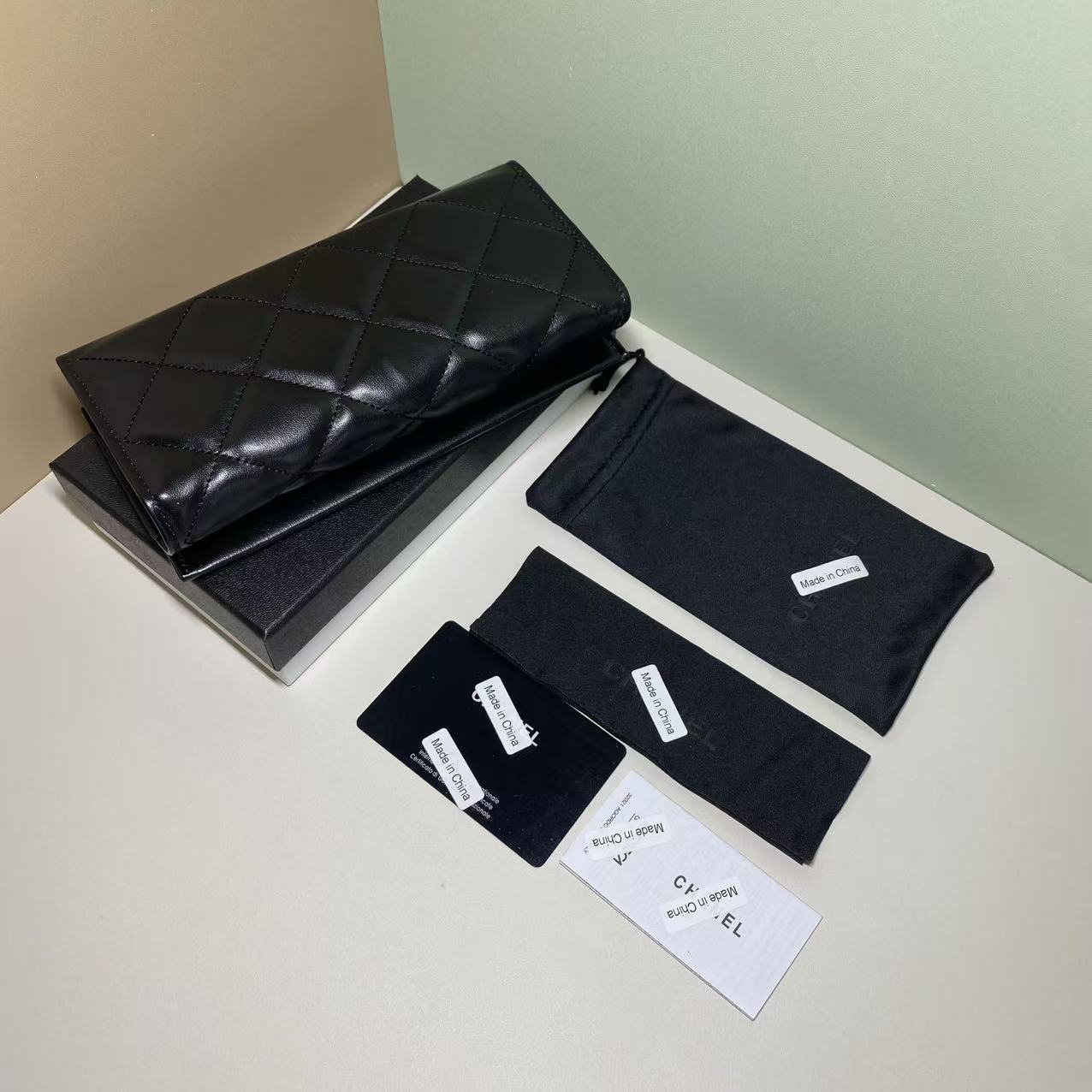 Fábrica al por mayor directa de una sola pieza de caja de espejos de alta calidad caja de almacenamiento gafas de sol gafas de sol caja de gafas de sol