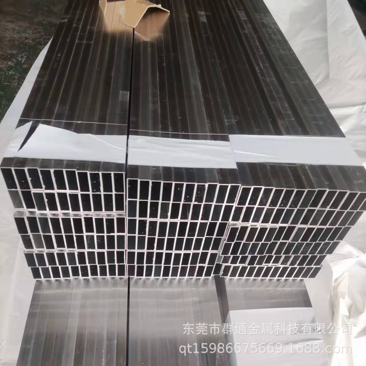 6061/5052铝方管型材 铝方通 铝合金型材花纹铝板