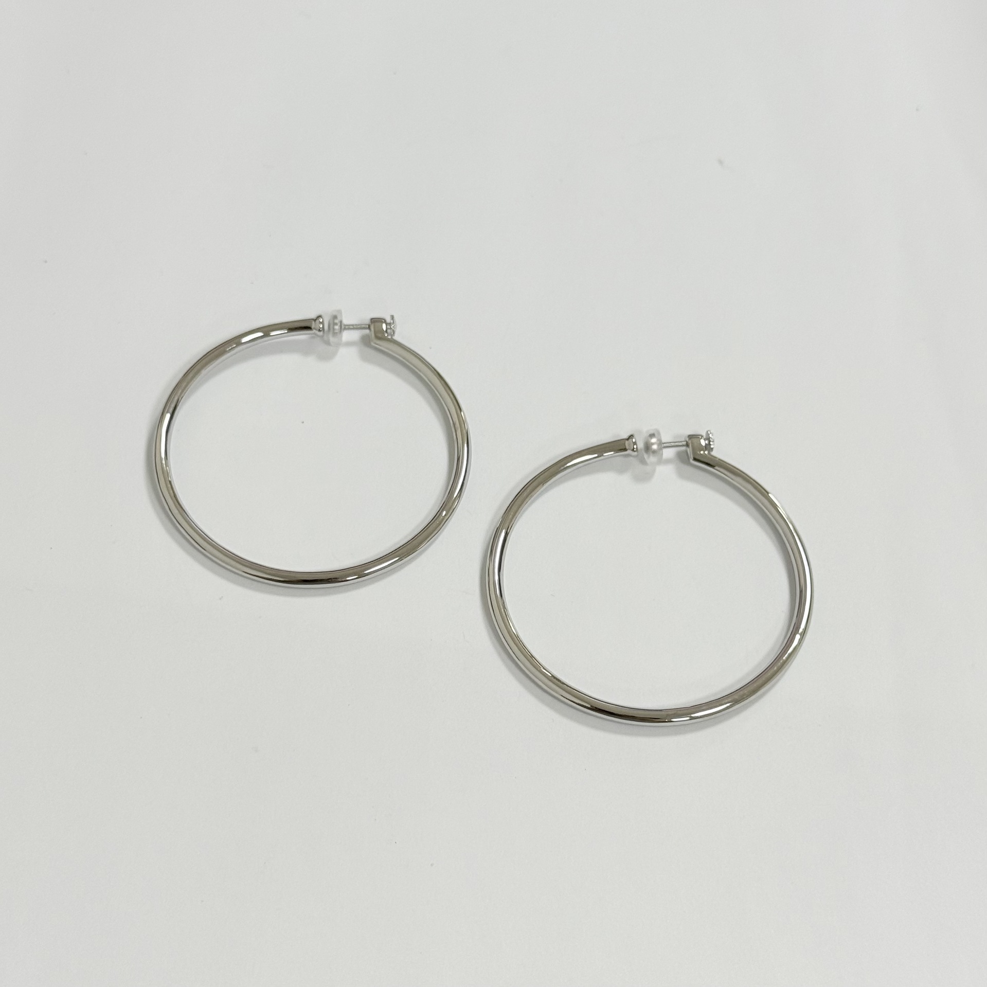 One-piece spiral ear clip 50mm smooth plain ring, exquisite, fashionable, simple, versatile, light luxury, high-end earrings