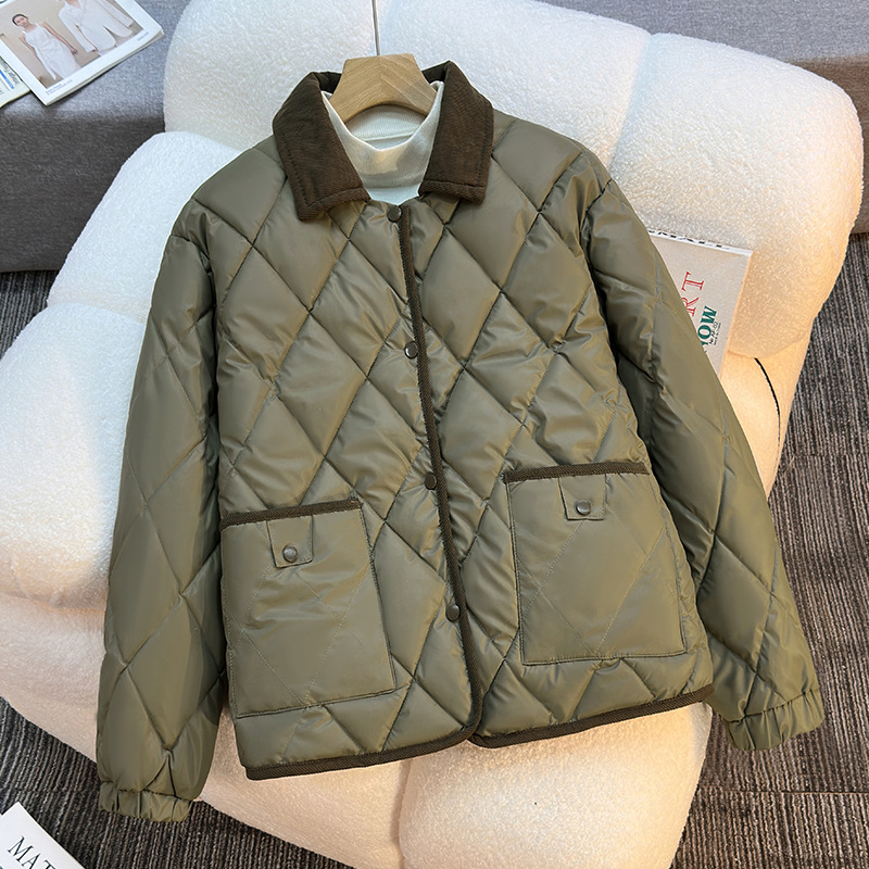 2025 invierno nuevo vestido de algodón de cuadrillas de diamante corto suelto de algodón extranjero universal con solapa coreana chaqueta de mujer sin lavado image 4