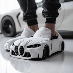 クロスボーダーの人気シミュレーション車のスポーツカーのおもちゃのぬいぐるみのスリッパの精巧な家の綿のスリッパの車の模型のかっこいいスリッパ