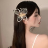 Hair accessory suitable for photo sessions for bride with tassels