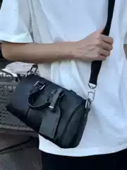 Unisex Color-Blocked Pillow Bag, Embossed Shoulder Bag, Roller Bag, Cylindrical Bag, Fashionable Crossbody Bag, Couple Bag, Versatile