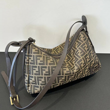 FF��2025�¿�͹��ϻ�����Ҹ�°��������r�аٴ�μ�б��ͨ��Ů��