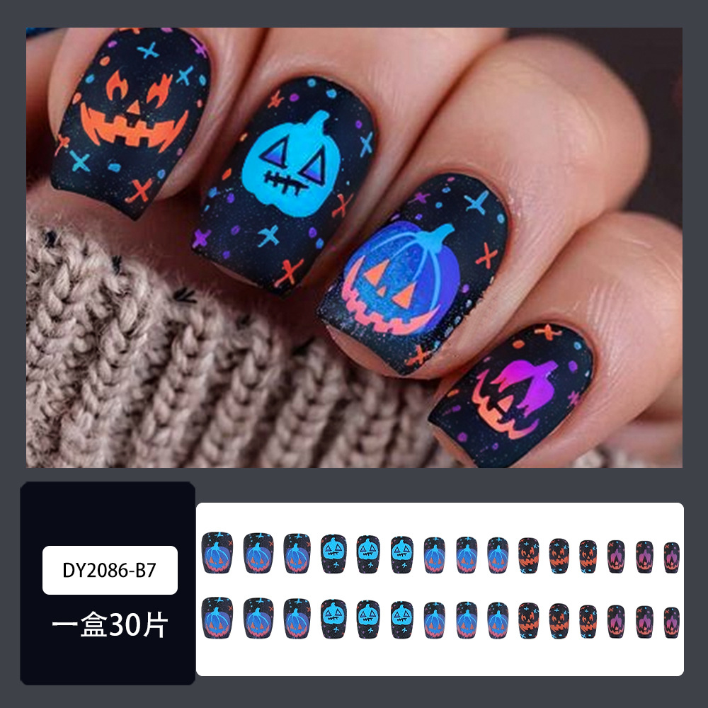Pumpkin Ghost Face Mysterious Nail Parche 30 piezas en caja de uñas de Halloween Comercio exterior transfronterizo Armadura de vestir corta