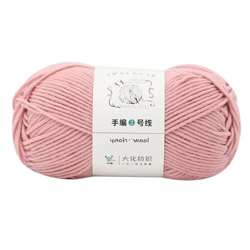 Hand-knitted woolen scarf, hat, and coat knitting needles DIY medium 6-ply yarn