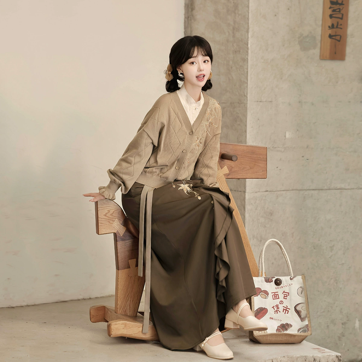 Yimengge Оригинальный Fengting Hanfu Женский китайский стиль улучшенный китайский элемент кардиган топ полуюбка набор 9311