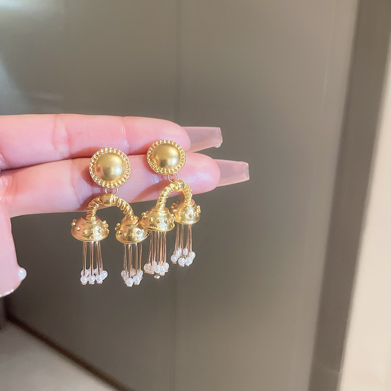 38g Weight Artificial Pearls, Zircon Inlay Material Drop Earrings Classification 1 Pair Quantity Daily Occasion Copper Material Heart Shape, Flower, Bow Knot Pattern Women'S Gender Plating Design Fashion Style 1 Pair Fashion Heart Shape Flower Bow Knot Copper Plating Artificial Pearls Zircon Drop Earrings 4