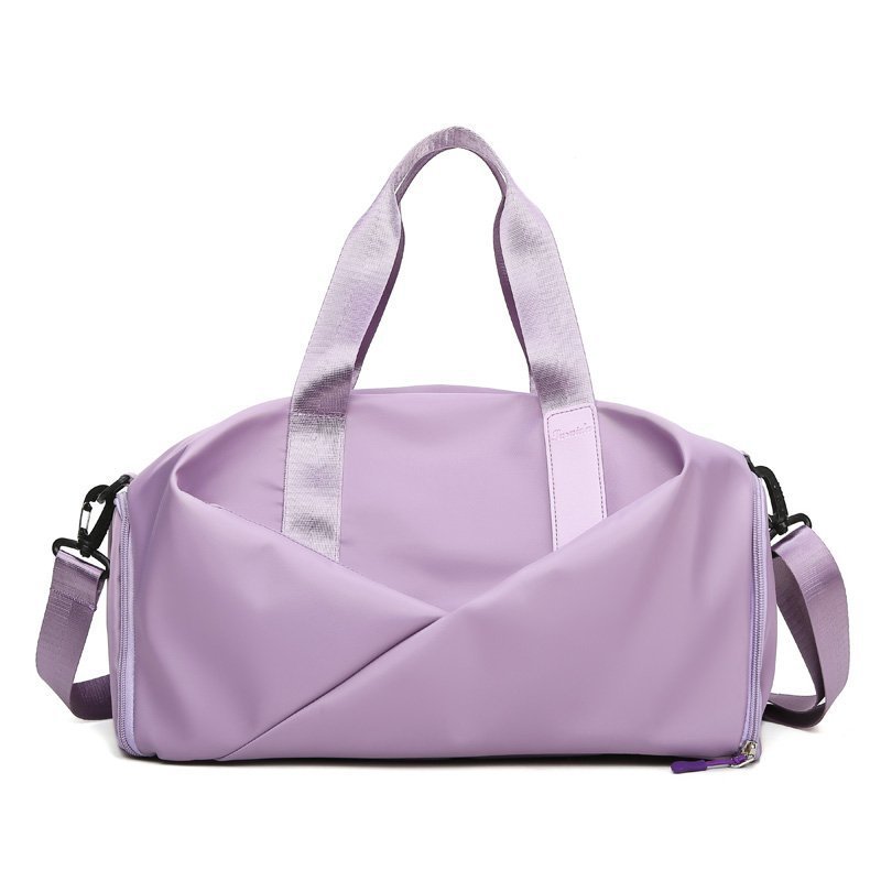 Sports bag wet and dry separation