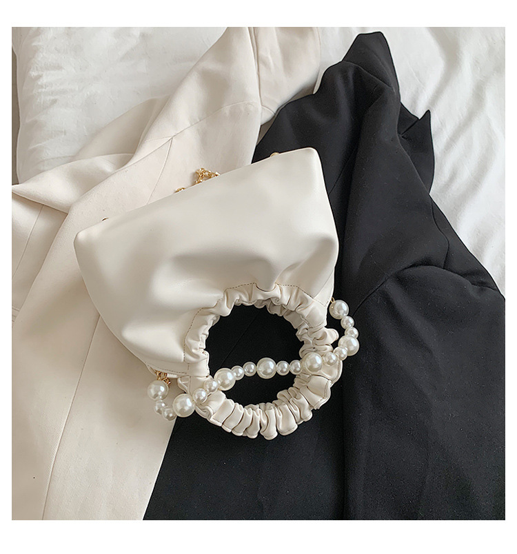 Wholesale Pleated Pearl Chain Solid Color Handbag Nihaojewelry display picture 132