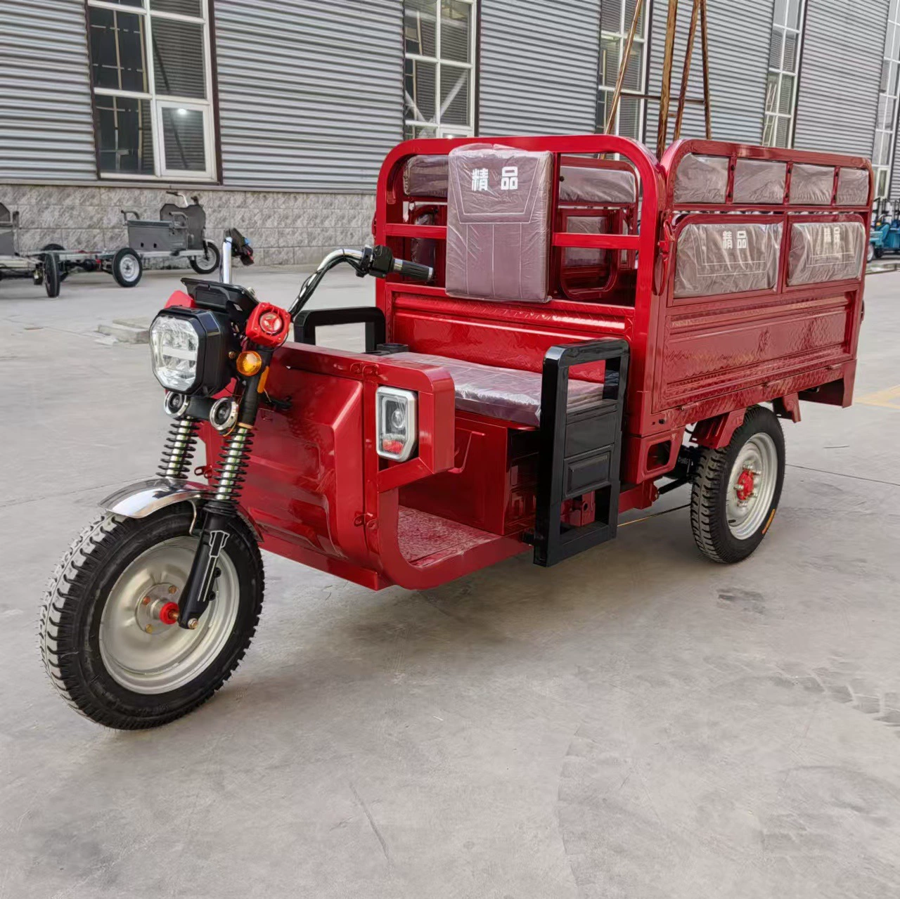 Трехколесный электромобиль, бытовой трехколесный велосипед, электрический мотоцикл, трехколесный мотоцикл, трехколесный велосипед, сельскохозяйственное транспортное средство, грузовой трехколесный велосипед