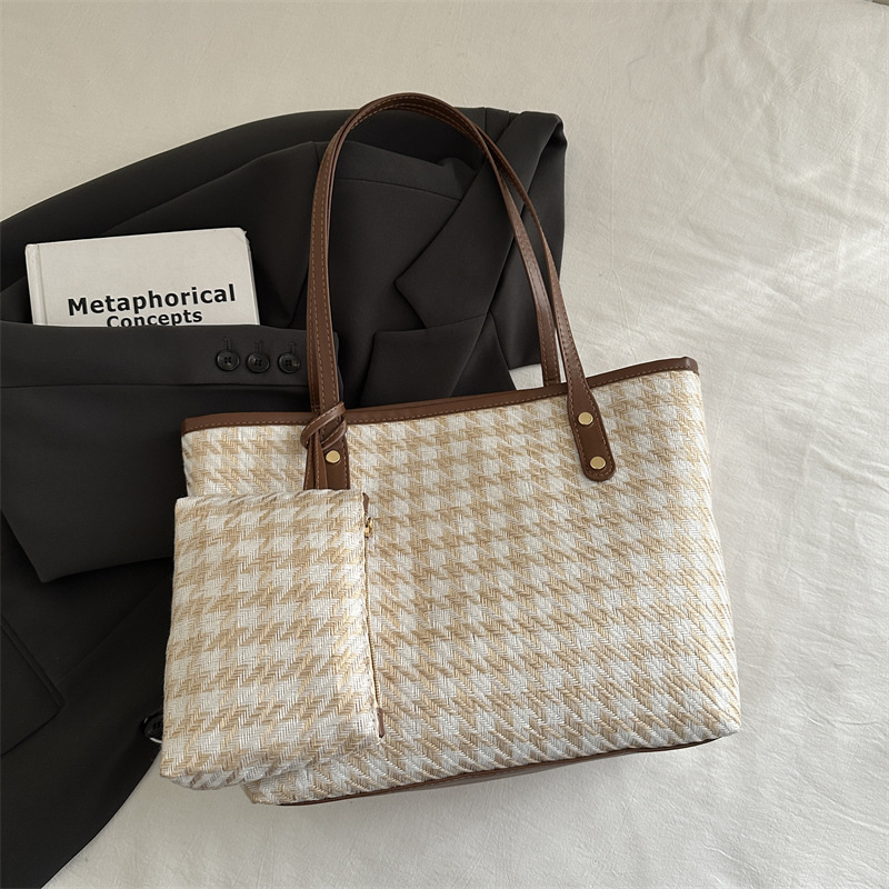 Bolso de moda para mujer bolso de hombro para mujer de gran capacidad para mujer 2025 primavera y verano nuevo estilo estilo occidental bolso de ocio bolso femenino