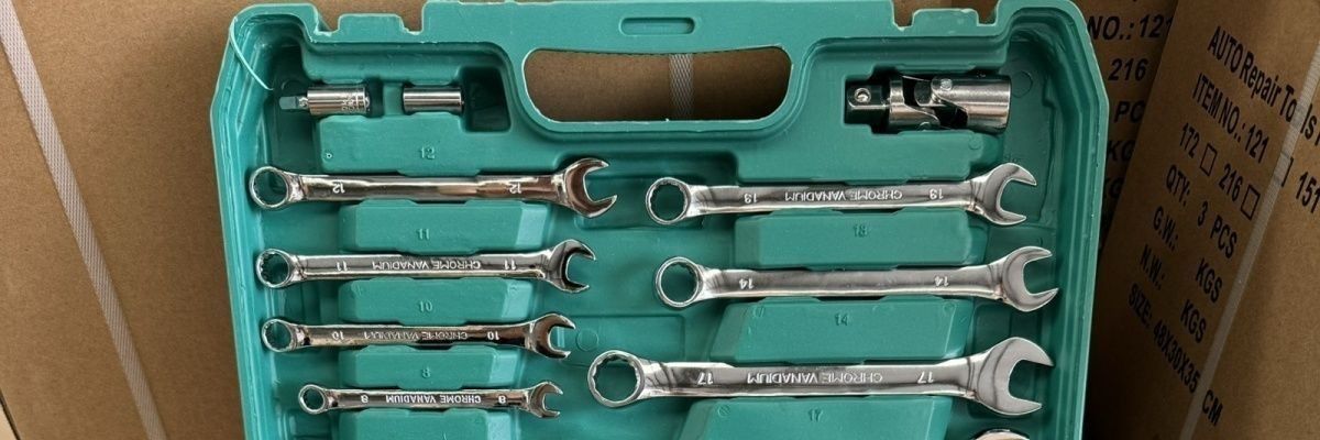 121-Piece Auto Repair Tool Set, Car Maintenance Repair Kit, Socket Set, Wrench Combination, Car Repair Wholesale