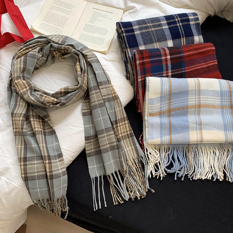 Bufandas de invierno femeninas de alta calidad 2025 nuevo estilo versátil engrosado calentamiento imitación de cachemir bufandas de celos al por mayor