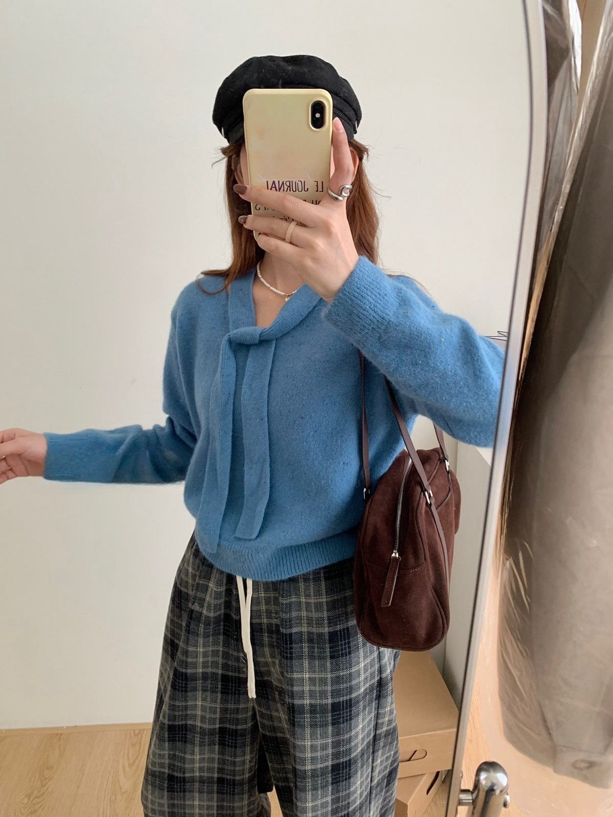 Design Sense Streamer Color Point Soft Waxy Red Sweater Women'S New V-Neck Bottoming Knitted Sweater 22 Undefined