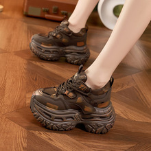 厚底老爹鞋女2025秋冬新款擦色做旧复古休闲鞋时尚百搭内增高女鞋