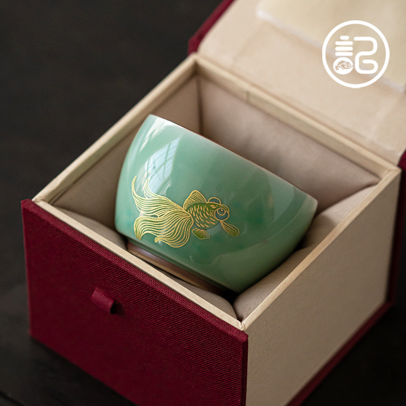 记今朝 "Koi" retro celadon master cup tea cup tea cup tea cup tea set personal cup fish imitation Song year after year