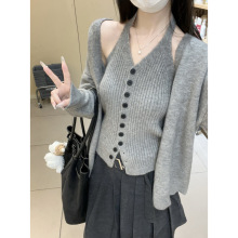 美式2025 秋冬韩版气质挂脖两件套北极绒针织衫厚毛衣外套上衣女